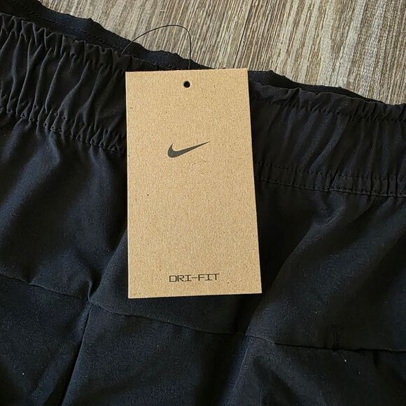 Nike Unlimited Dri-FIT 5" Unlined Versatile Training Shorts Black DV9336-010 L - Picture 8 of 14